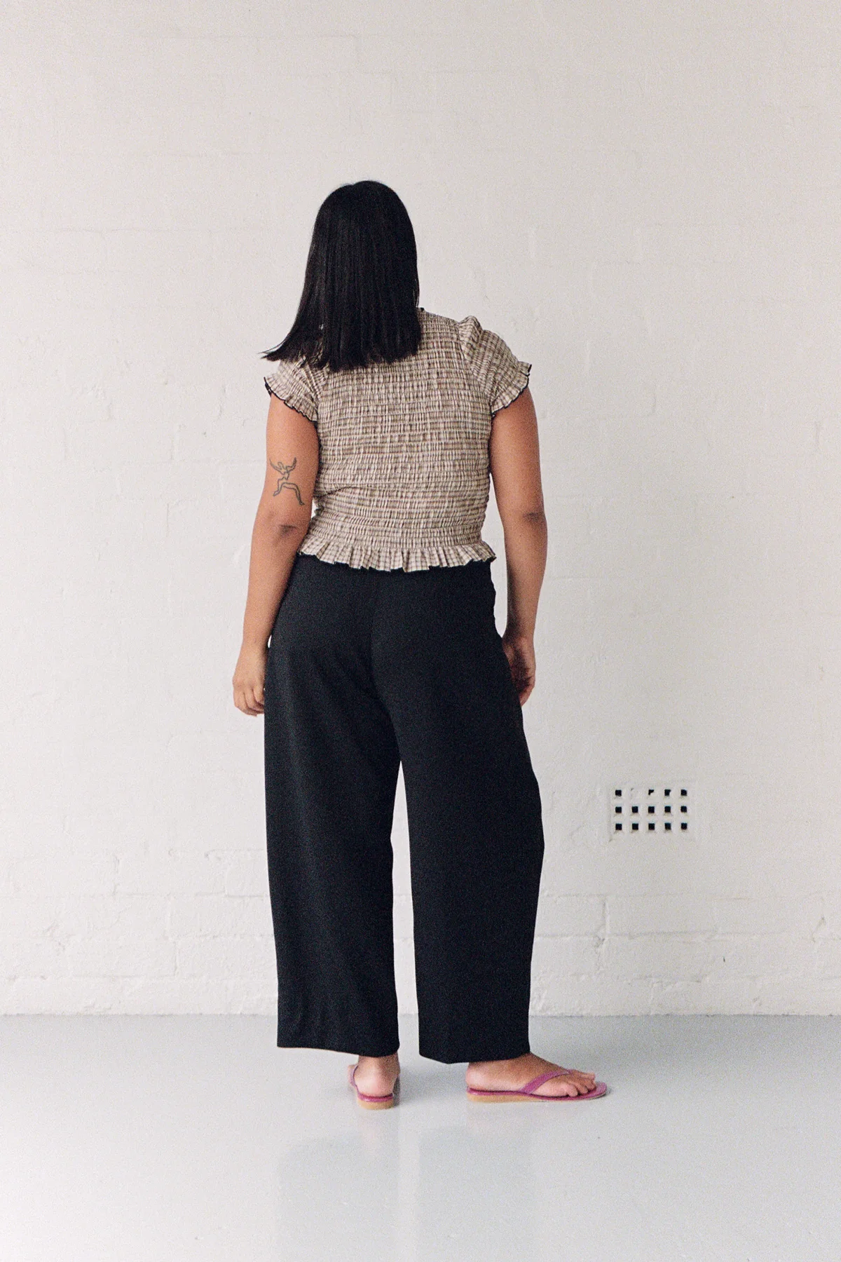Bamboo Ruched Button Tee - Image 7