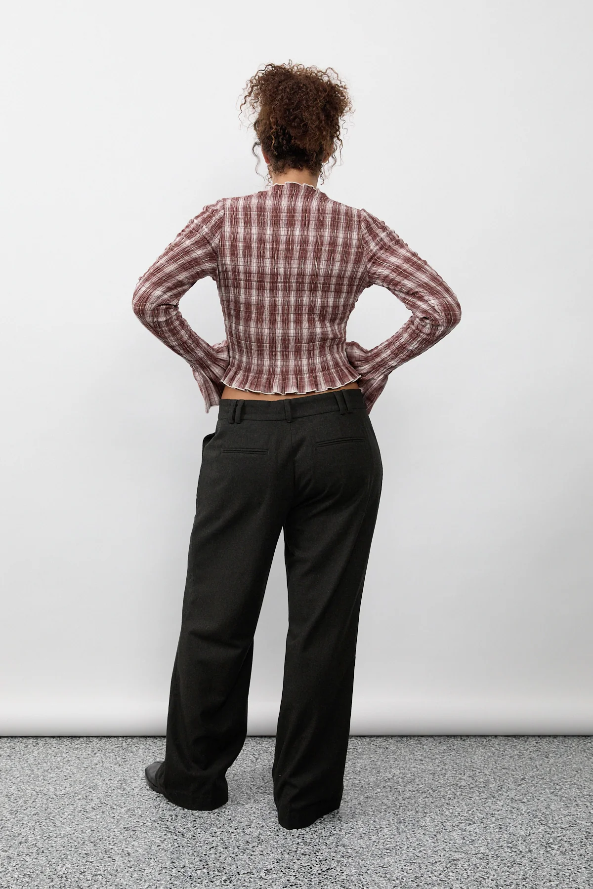 Cacao Plaid Ruched Longsleeve - Image 7