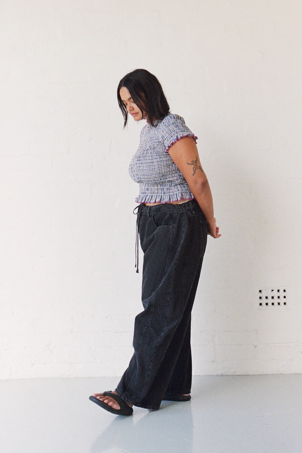Marine Plaid Ruched Tee - Image 10