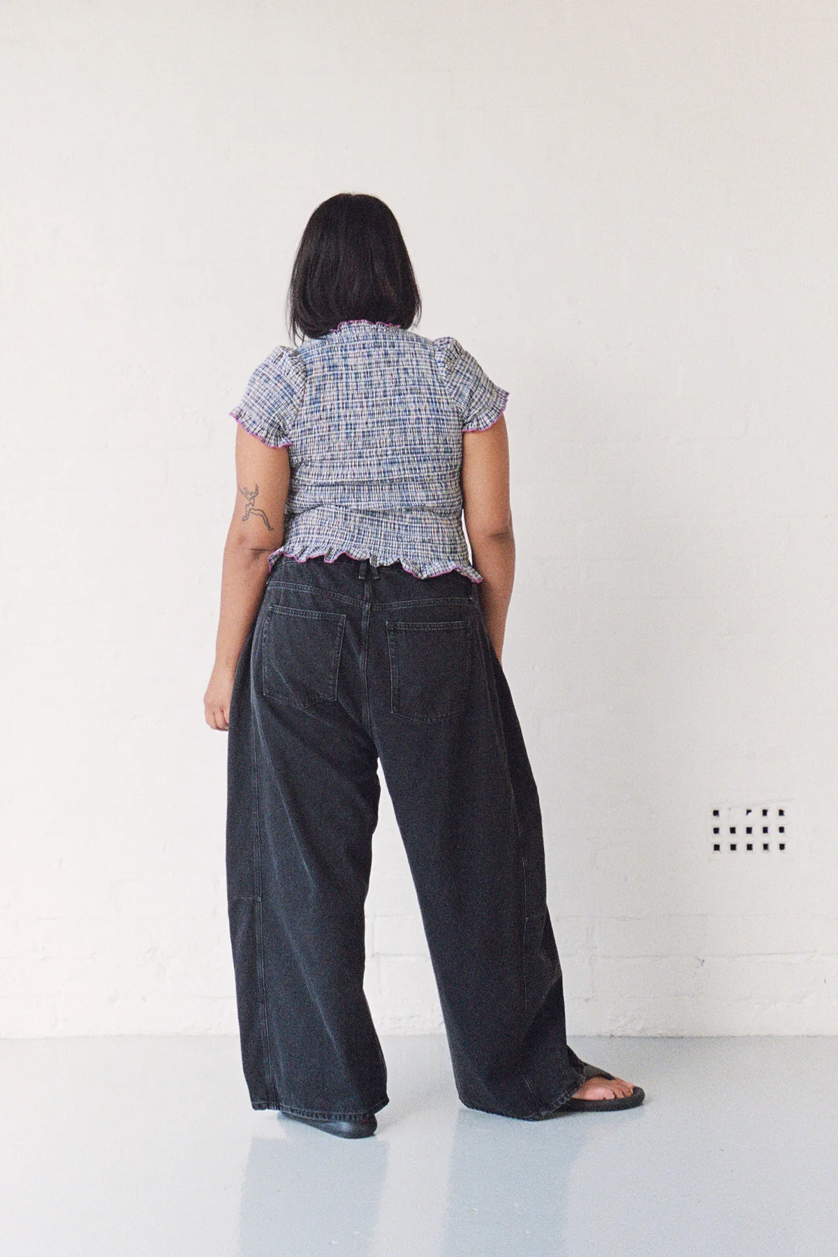Marine Plaid Ruched Tee - Image 9