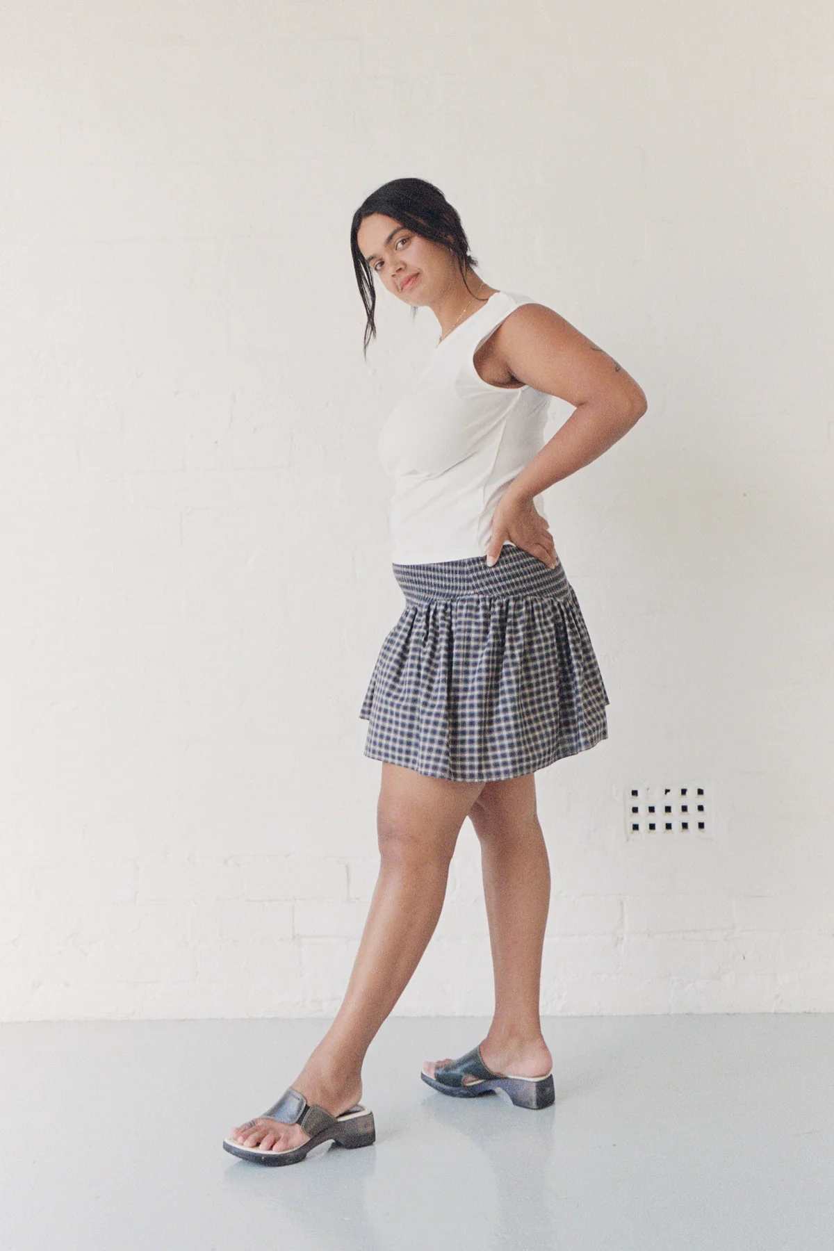 Navy Plaid Ruched Mini Skirt - Image 7